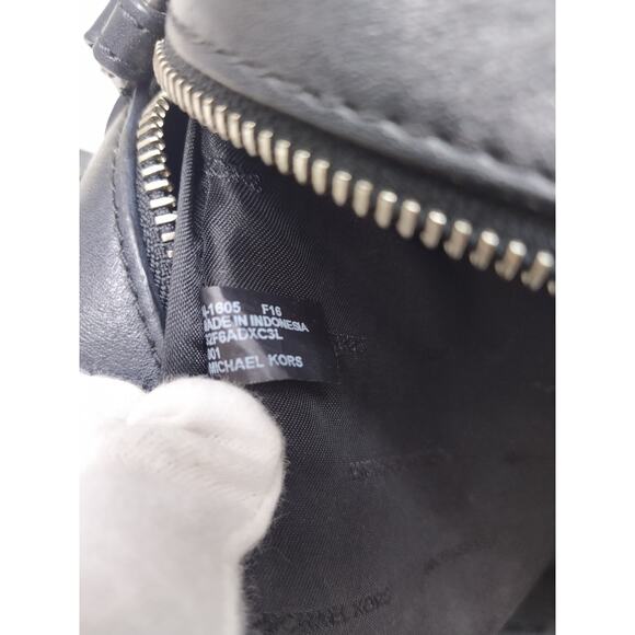 Michael Kors Jet Set Travel Black Leather Diamond Grommet Crossbody Bag - Picture 12 of 16
